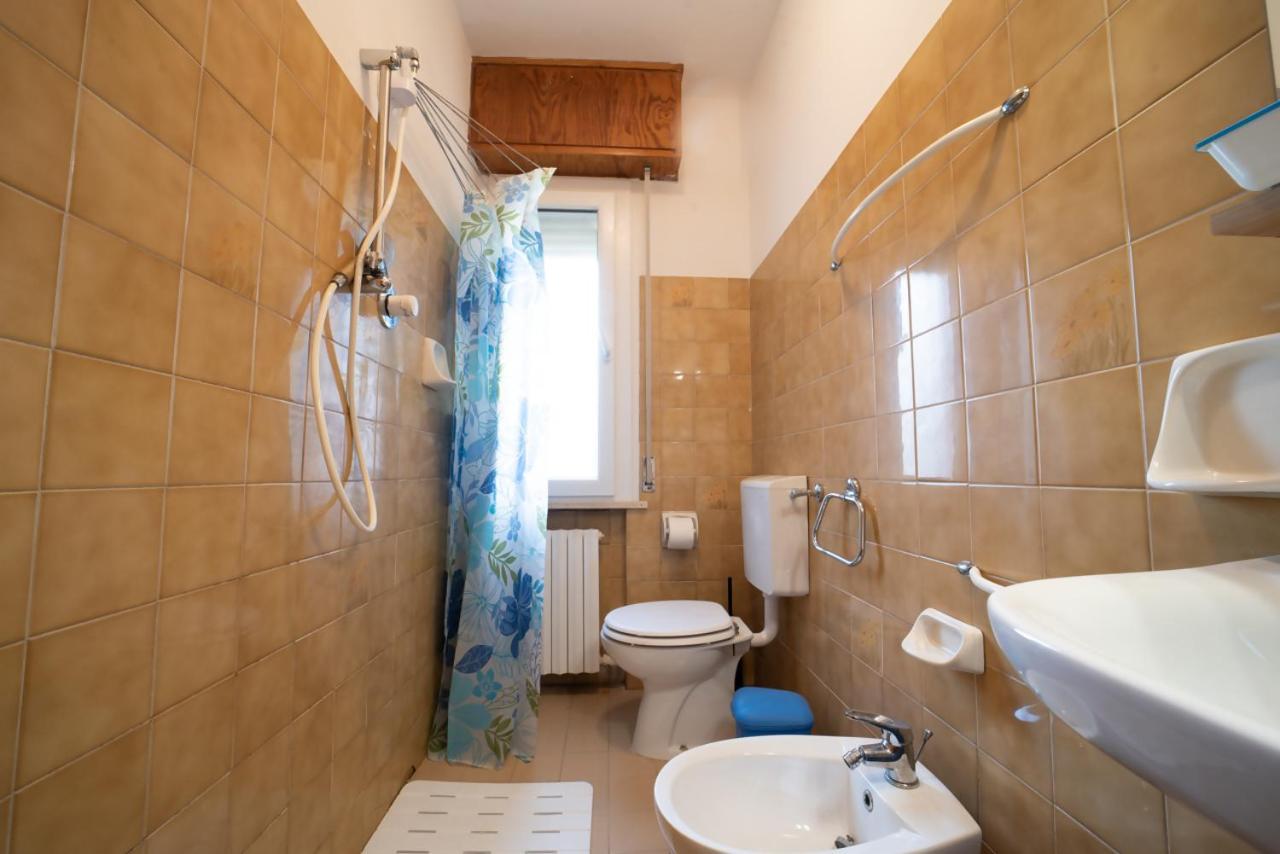 فيلا Azzurro Lido Adriano Vista Mare المظهر الخارجي الصورة